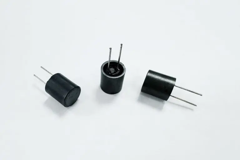 Gujing Electronics의 원스톱 기술 서비스는 고객의 전력 솔루션의 안전 문제를 성공적으로 해결했습니다.